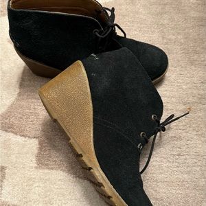Sperry Wedge Black Suede Shoes